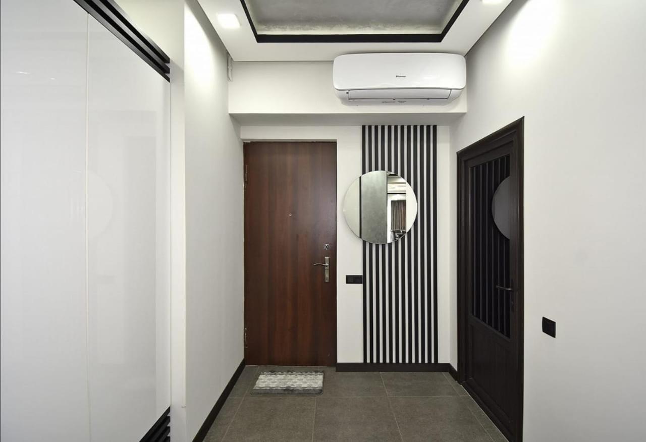 Luxuary 2Bedroom 2 Bathroom Apartment With Jacuzzi Yerevan Ngoại thất bức ảnh